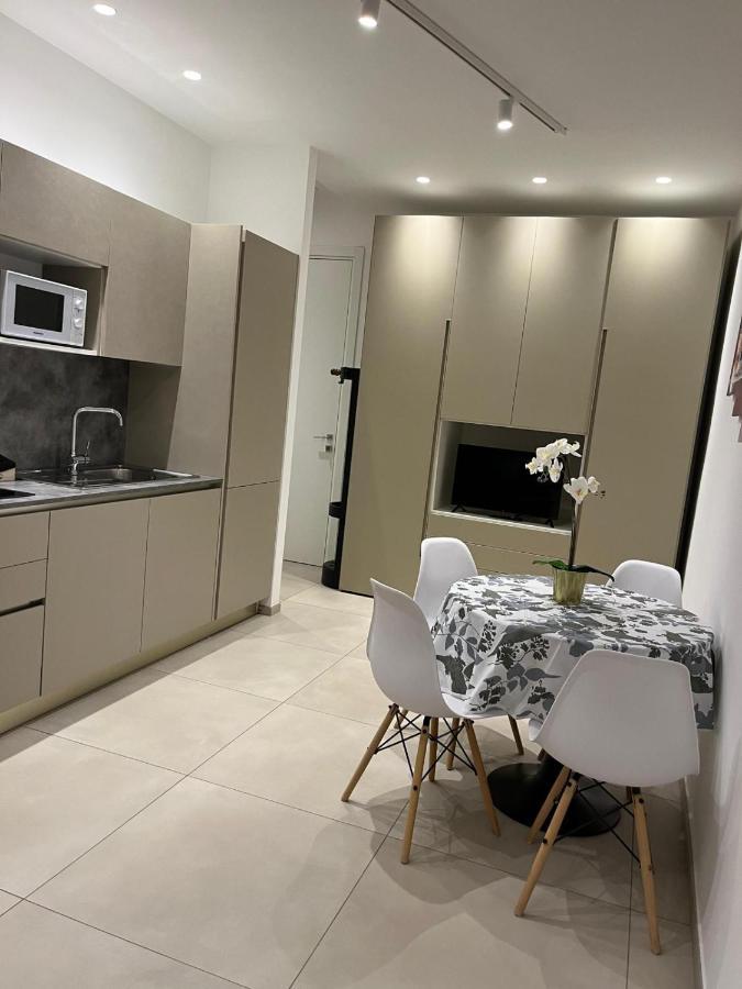 בארי Apartments Ennio Top Class מראה חיצוני תמונה