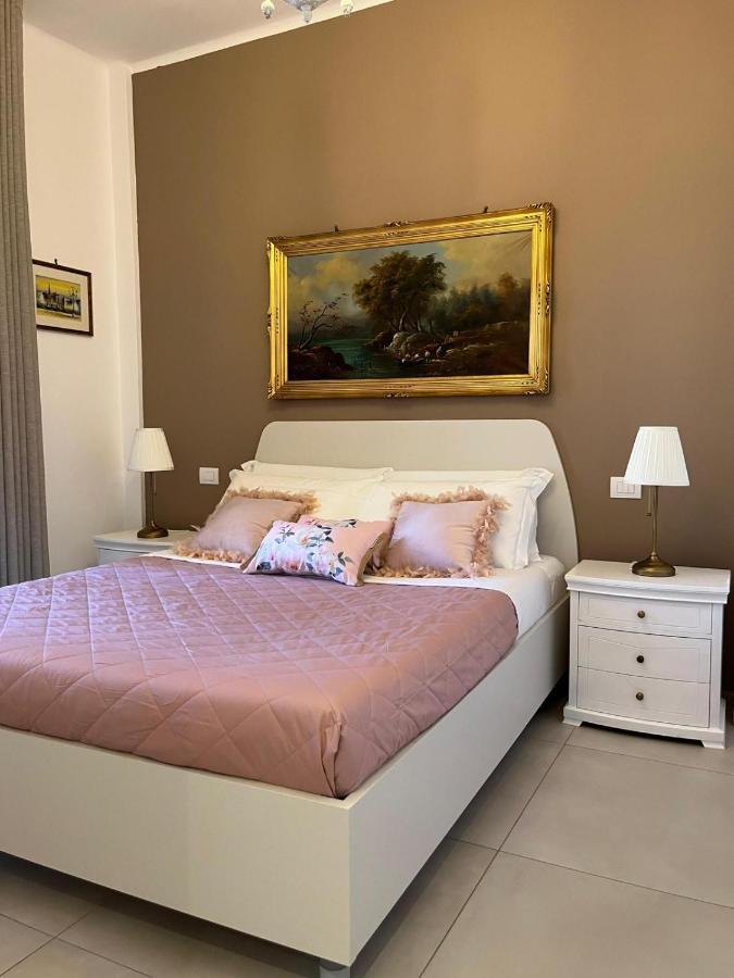 בארי Apartments Ennio Top Class מראה חיצוני תמונה