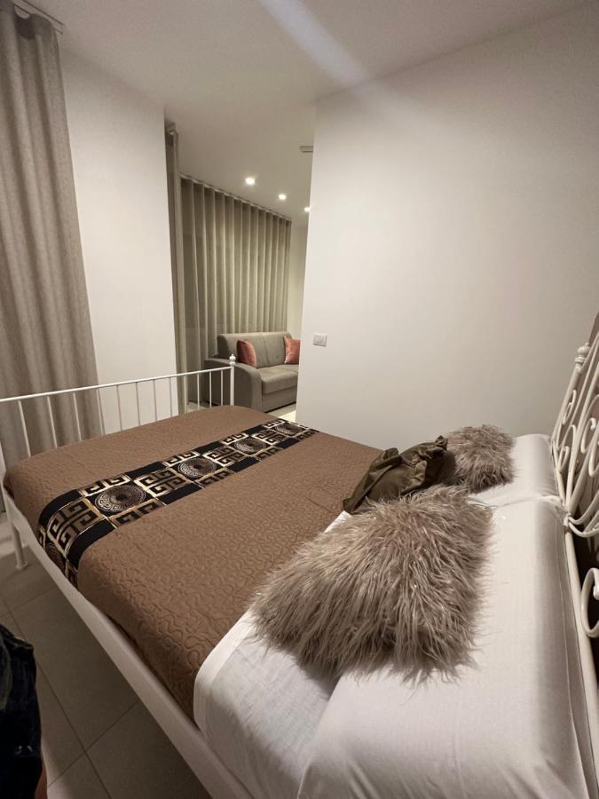 בארי Apartments Ennio Top Class מראה חיצוני תמונה