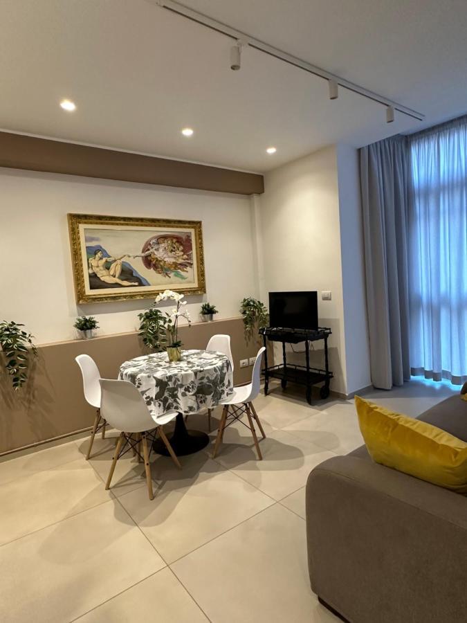 בארי Apartments Ennio Top Class מראה חיצוני תמונה
