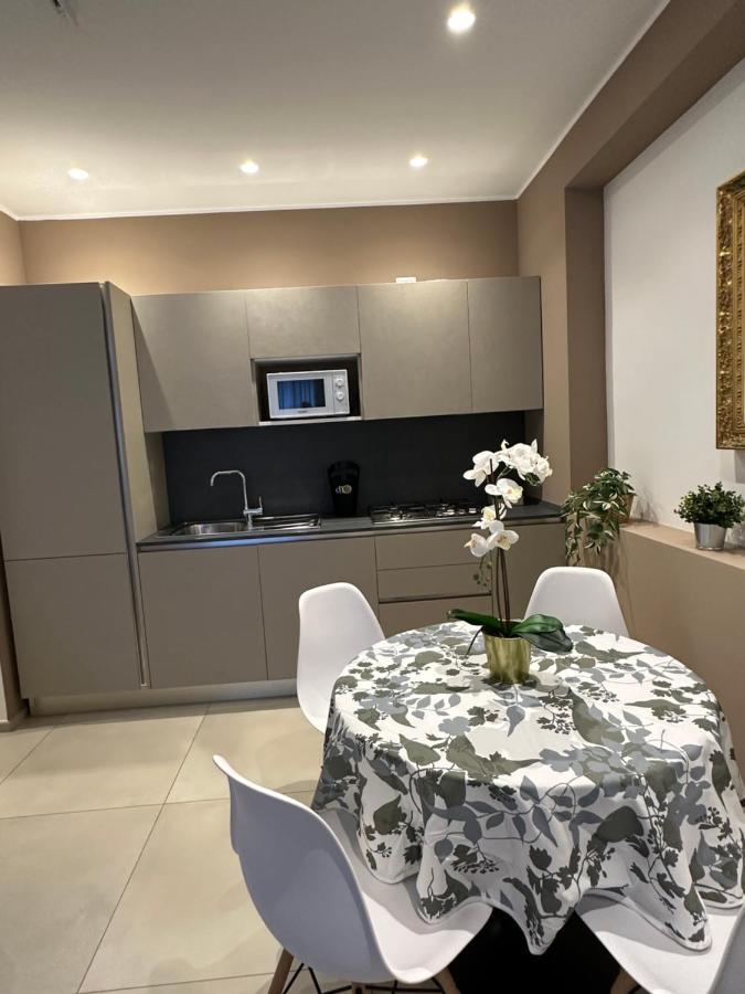 בארי Apartments Ennio Top Class מראה חיצוני תמונה