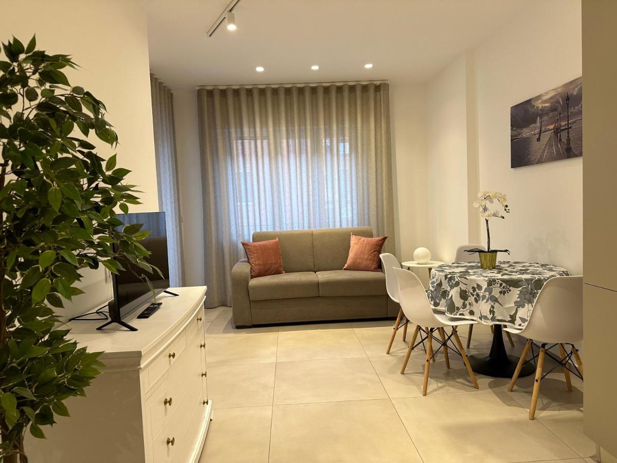 בארי Apartments Ennio Top Class מראה חיצוני תמונה