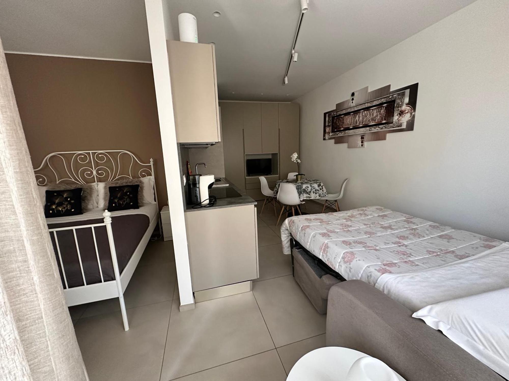 בארי Apartments Ennio Top Class מראה חיצוני תמונה